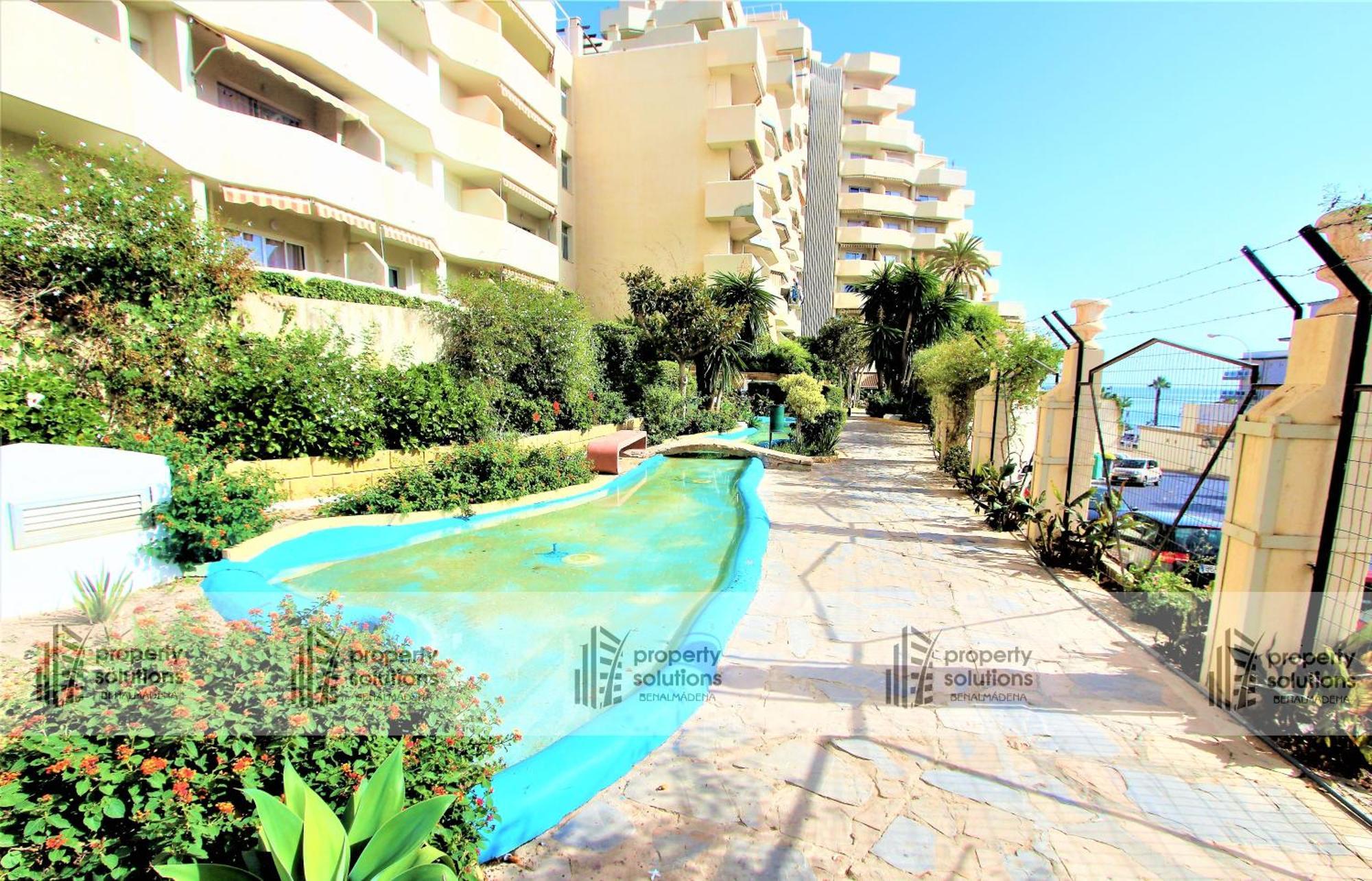 Benalbeach 1010 - Vista Al Mar - Piscina Todo El Ano - Primera Linea De Playa ベナルマデナ エクステリア 写真