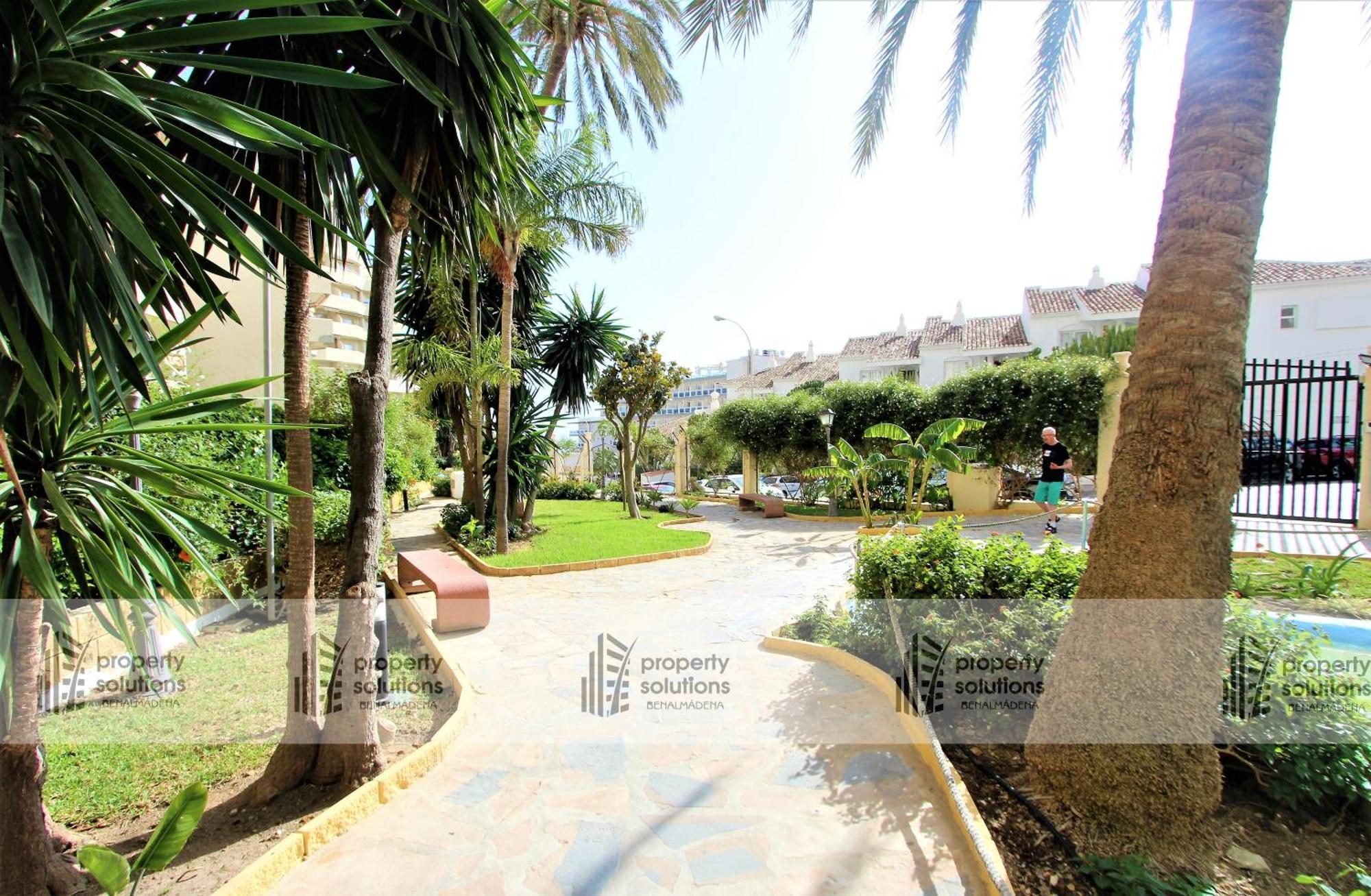 Benalbeach 1010 - Vista Al Mar - Piscina Todo El Ano - Primera Linea De Playa ベナルマデナ エクステリア 写真