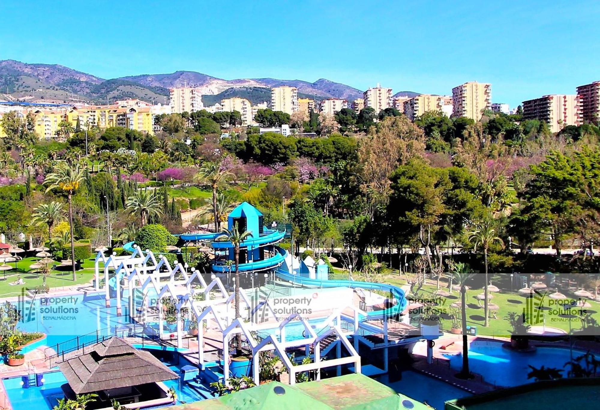 Benalbeach 1010 - Vista Al Mar - Piscina Todo El Ano - Primera Linea De Playa ベナルマデナ エクステリア 写真